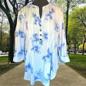 New Directions soft comfy tie dye tunic v neck with 4 buttons
